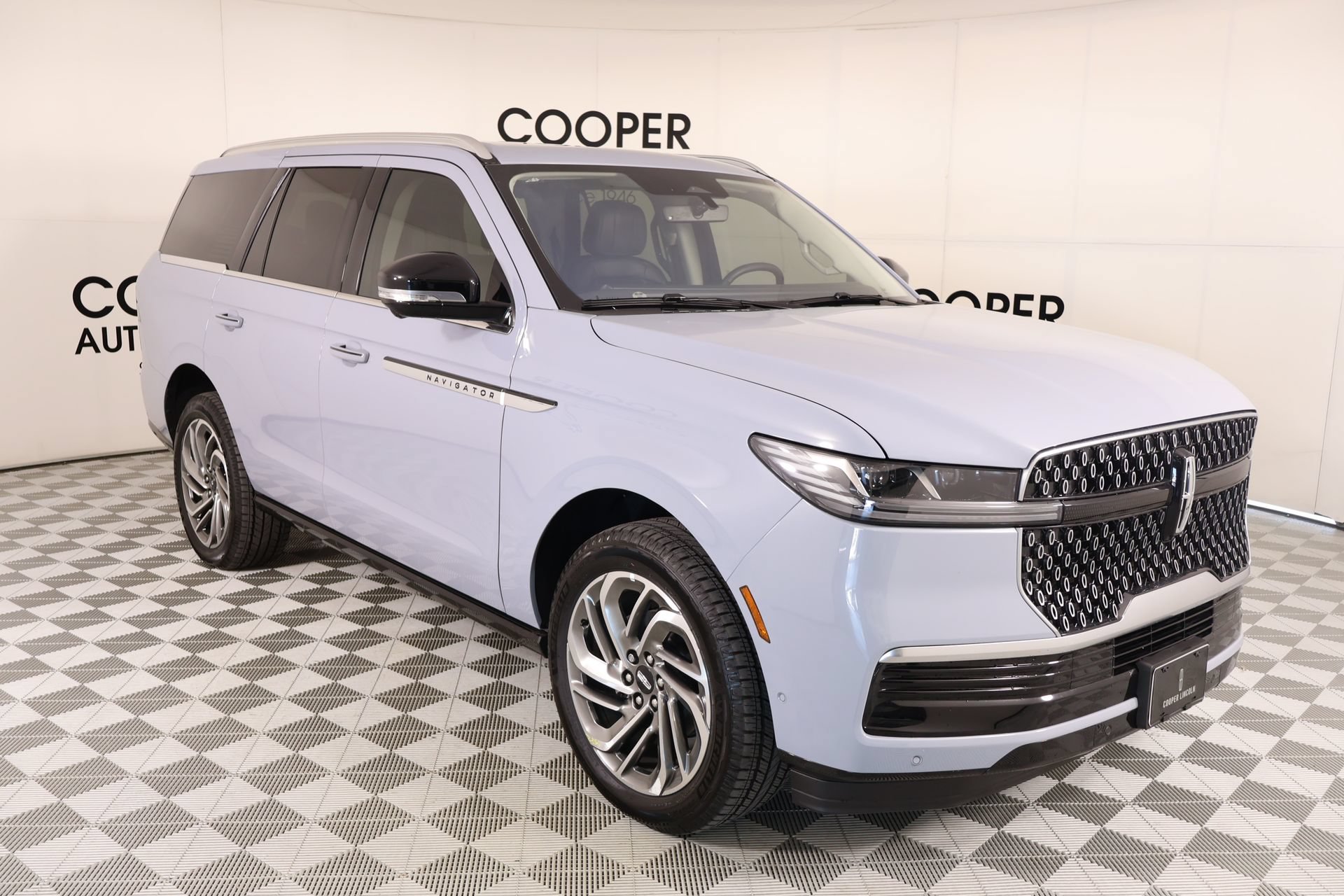 New 2025 Lincoln Navigator Reserve AWD/4WD 360° Tour