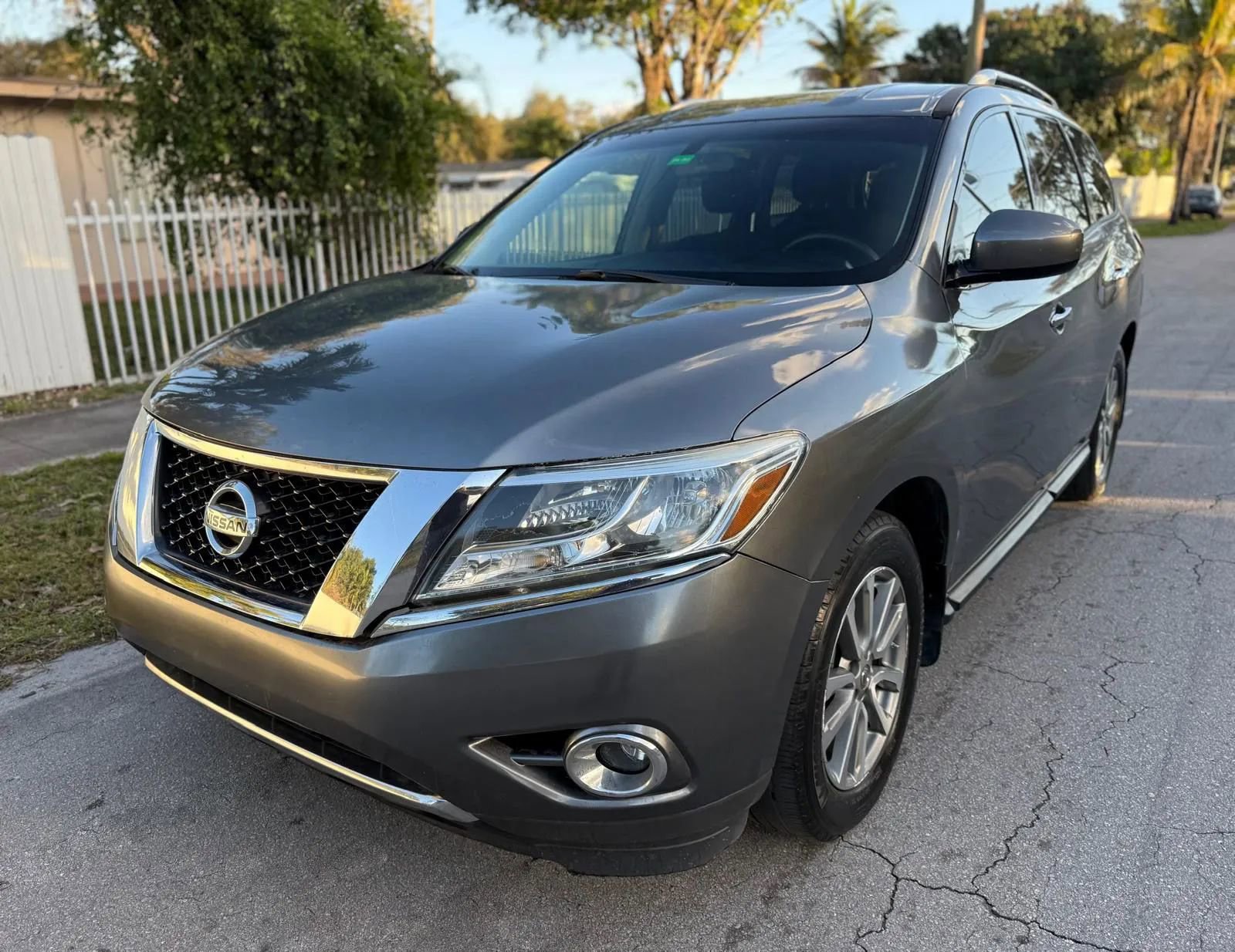 Used 2016 Nissan Pathfinder S image 5