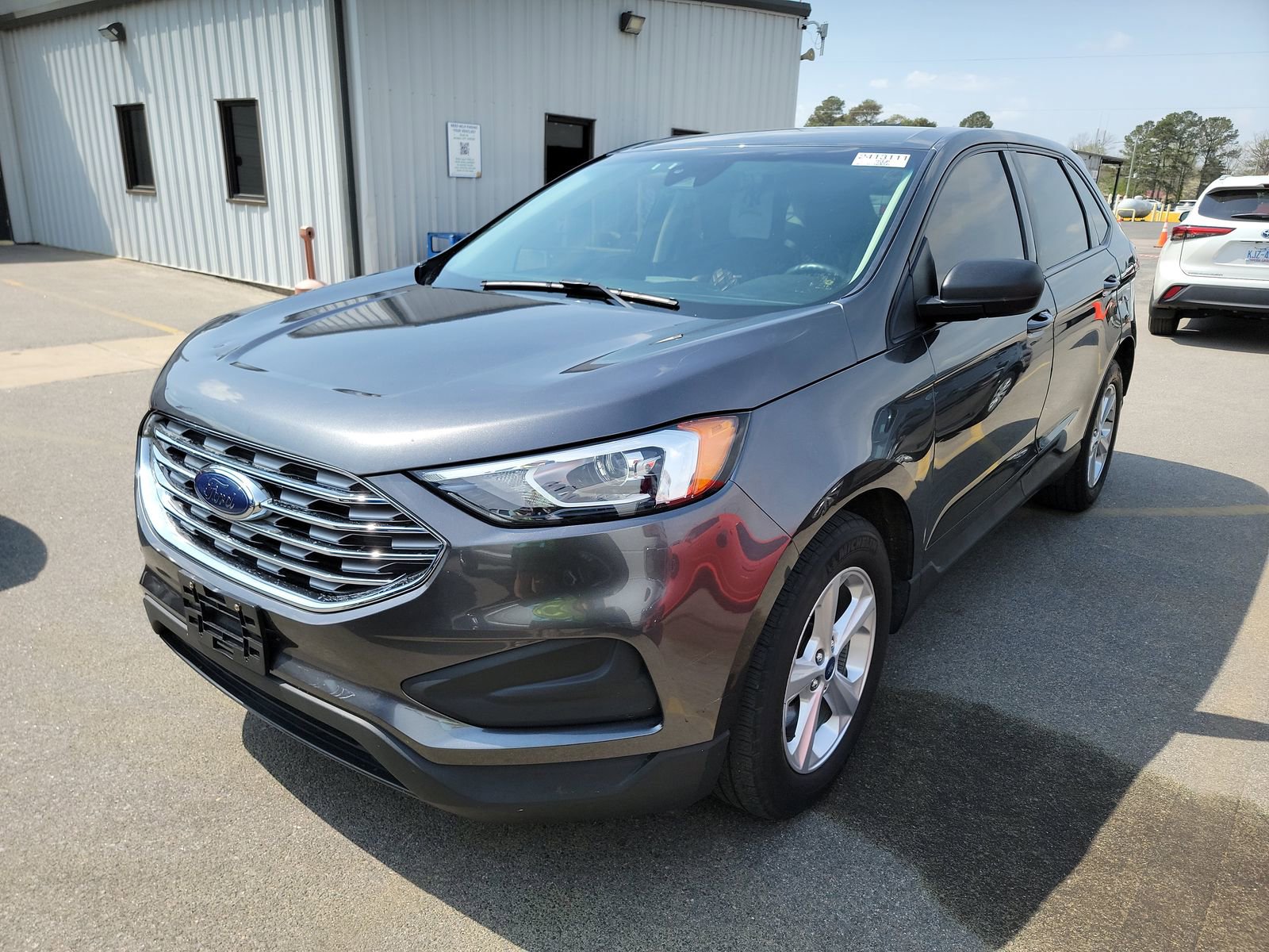 Used 2020 Ford Edge SE video 2
