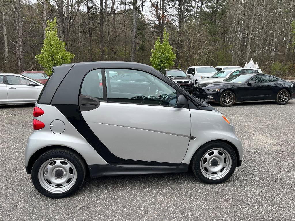 Used 2013 smart fortwo passion image 9