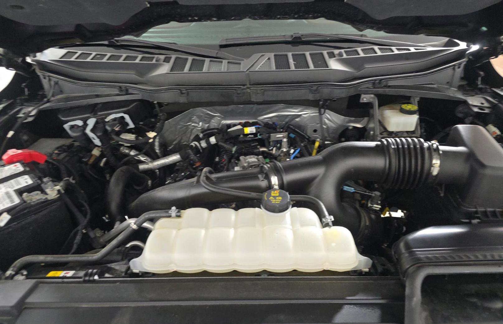 Used 2023 Ford F150 Lariat w/ Equipment Group 502A High image 21