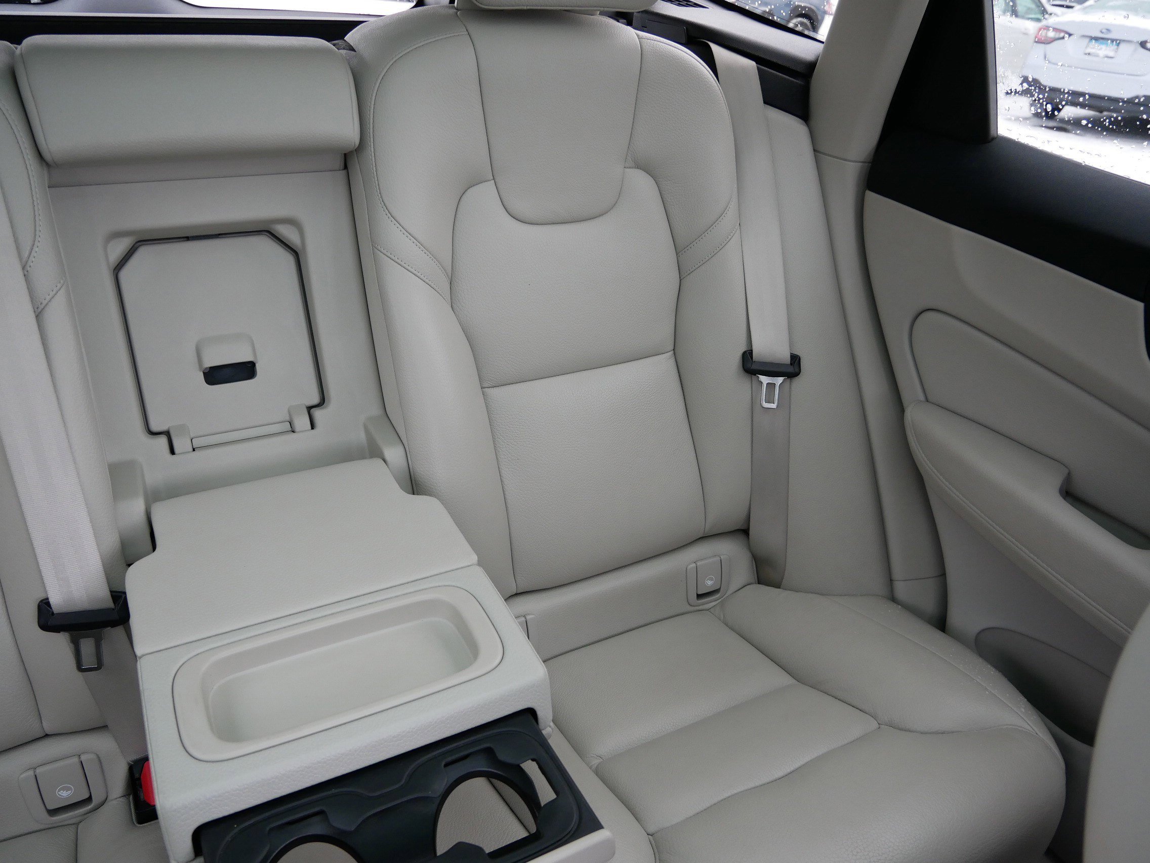 Used 2018 Volvo XC60 T5 Inscription image 14