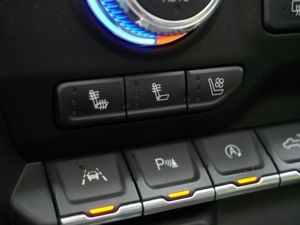 Used 2021 GMC Sierra 1500 AT4 w/ AT4 Premium Package image 28