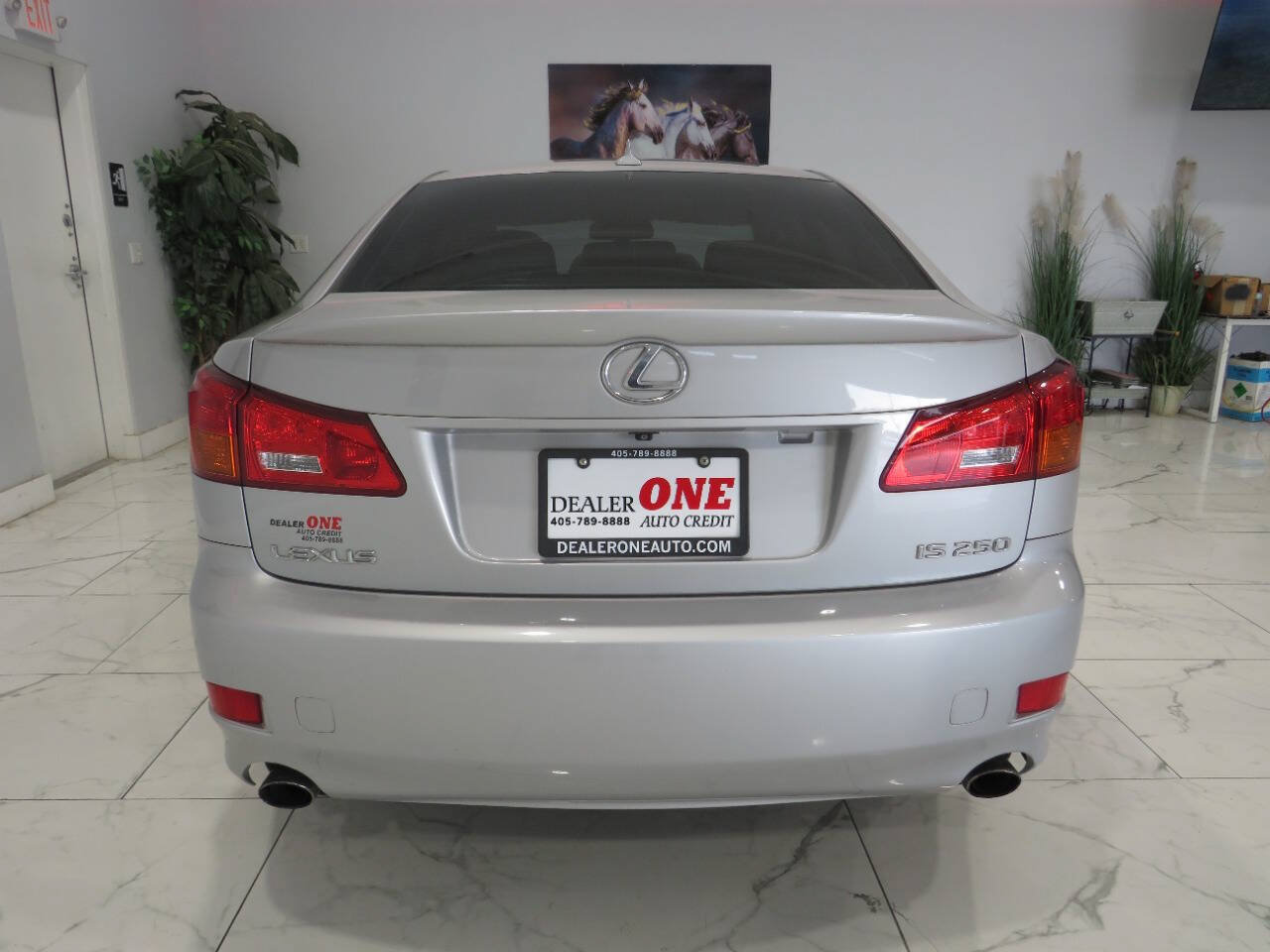 Used 2007 Lexus IS 250 w/ Premium Pkg RWD image 4