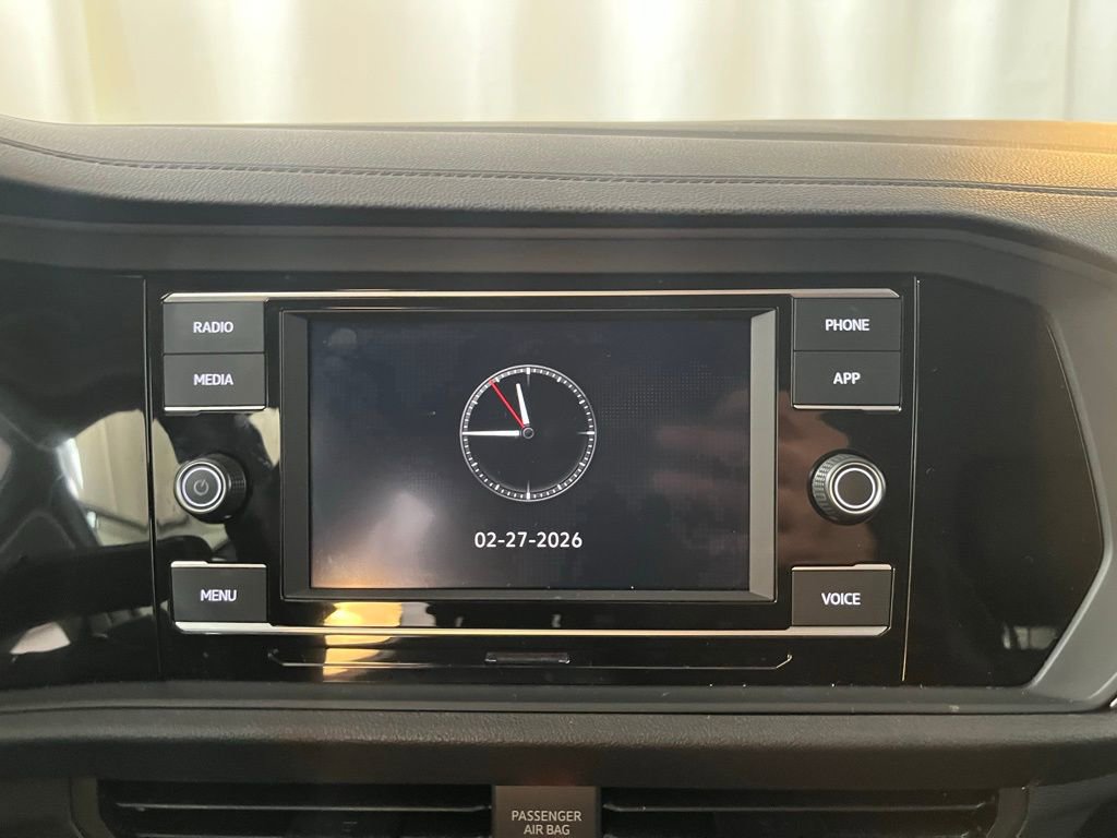 Certified 2023 Volkswagen Jetta SE image 18