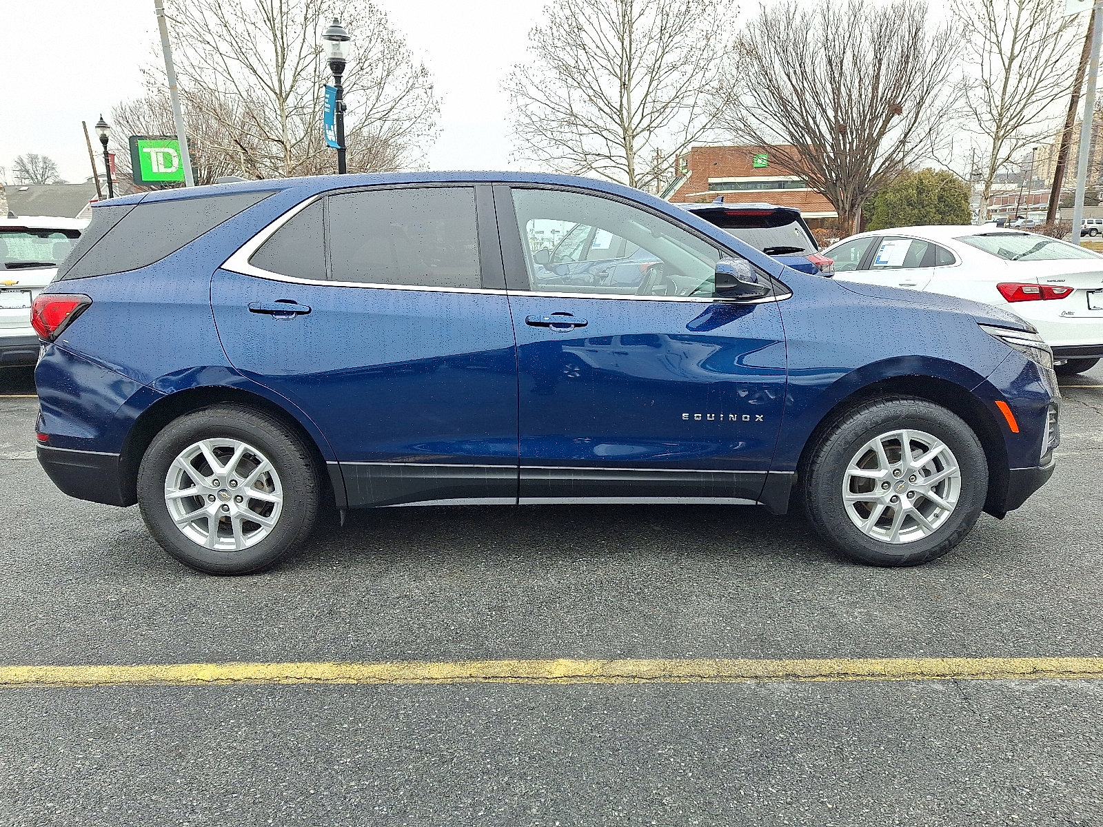 Used 2022 Chevrolet Equinox LT image 6
