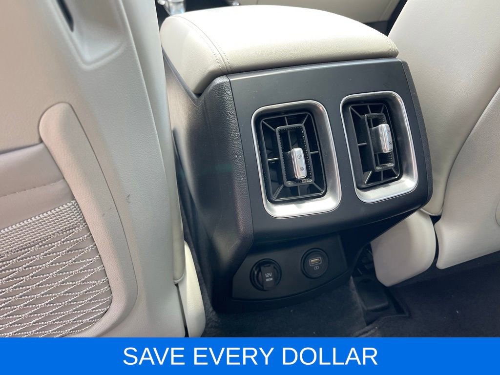 Used 2021 Kia Sorento S w/ Panoramic Sunroof Package FWD image 24