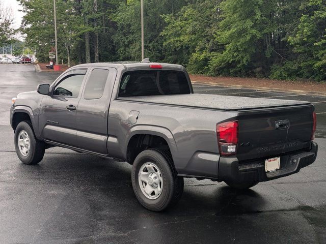 Used 2022 Toyota Tacoma SR AWD/4WD image 5