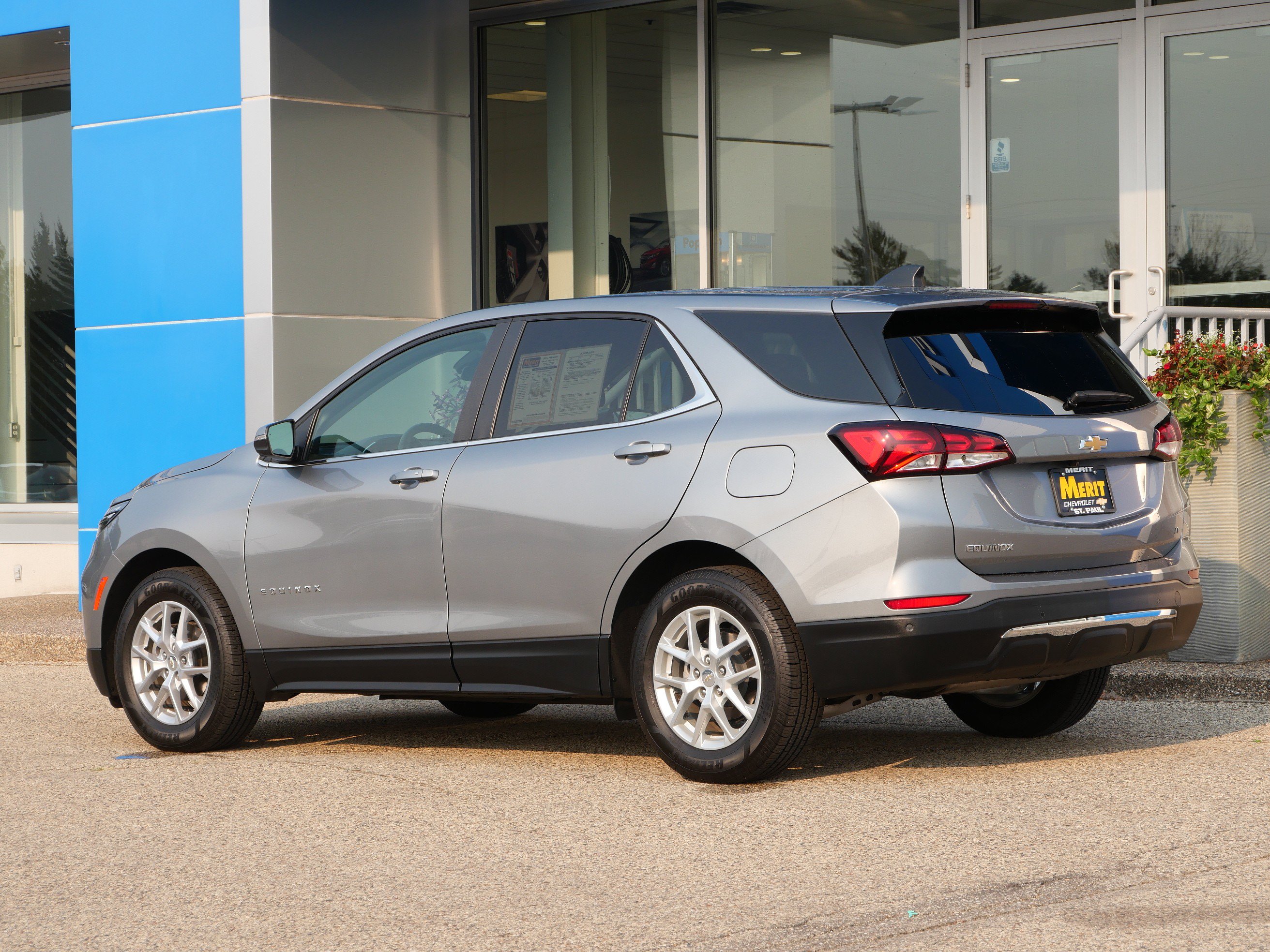 Certified 2023 Chevrolet Equinox LT FWD image 4