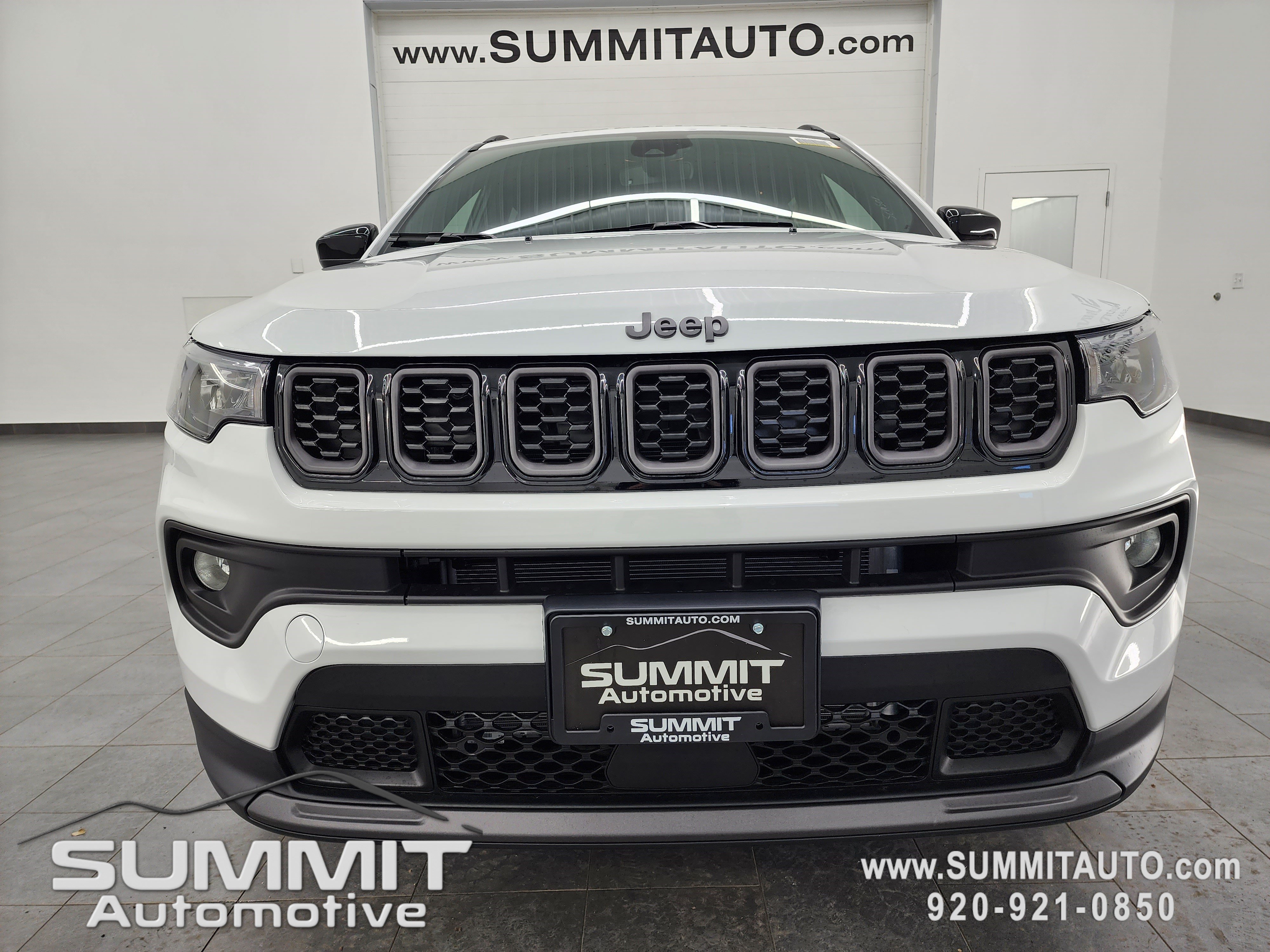 New 2026 Jeep Compass Latitude AWD/4WD image 23