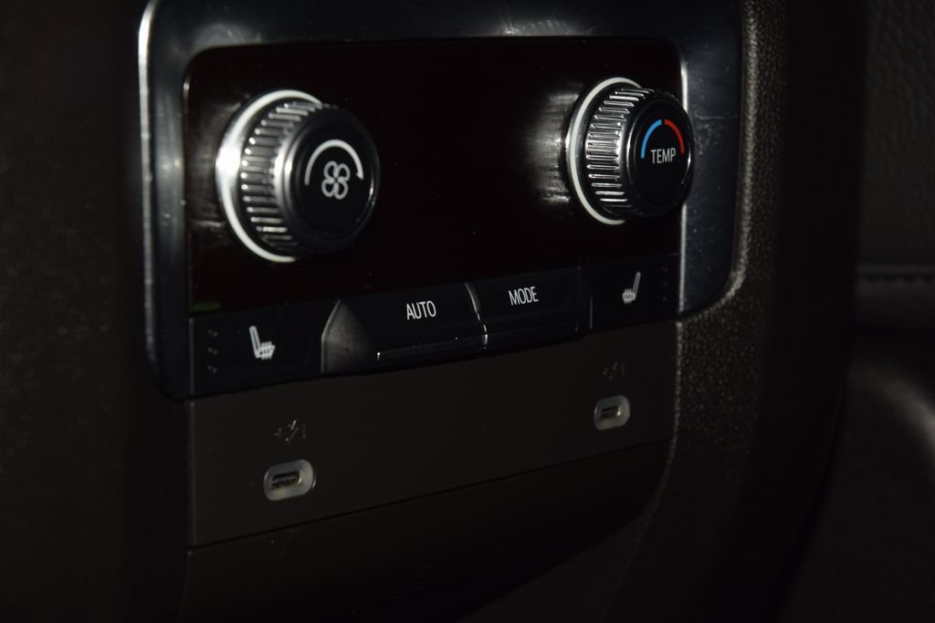 Used 2024 GMC Yukon Denali w/ Max Trailering Package AWD/4WD image 45