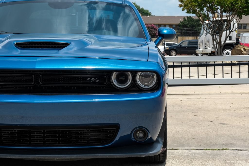 Used 2021 Dodge Challenger R/T w/ Blacktop Package RWD image 41