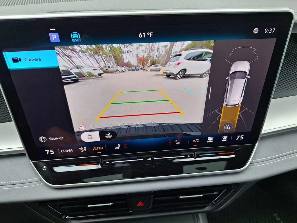 New 2026 Volkswagen Tiguan SE R-Line image 15