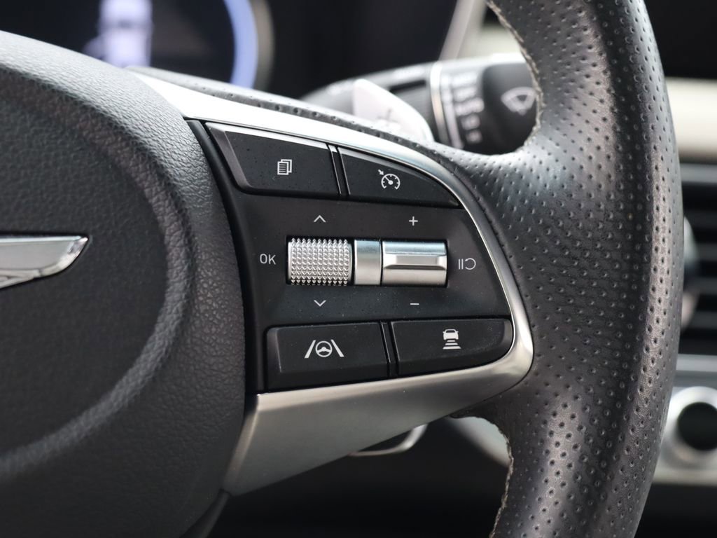 Used 2022 Genesis G70 3.3T w/ Sport Advanced Package image 20