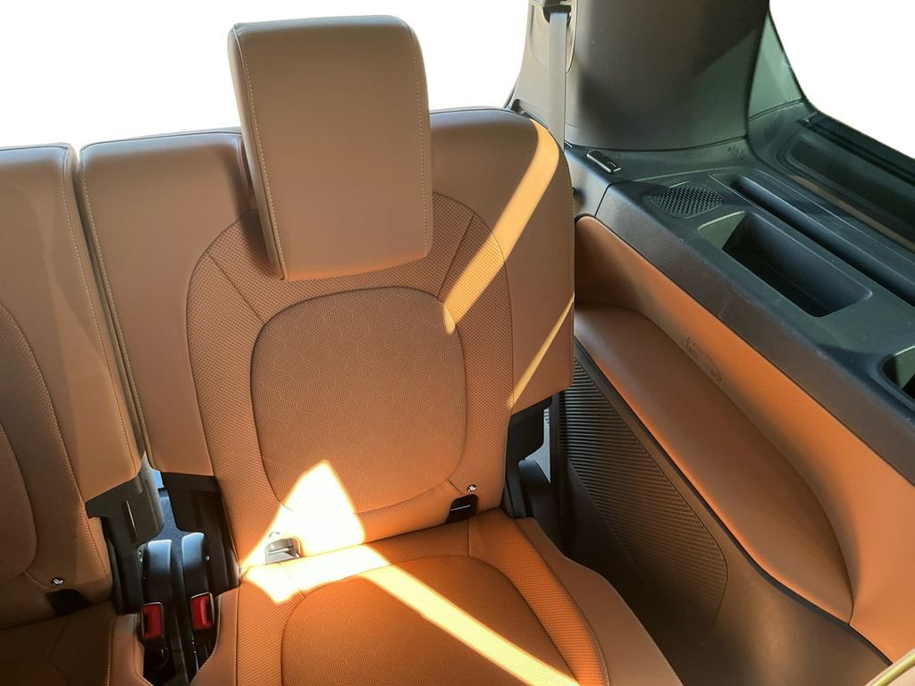 New 2025 Volkswagen ID. Buzz Pro S image 19