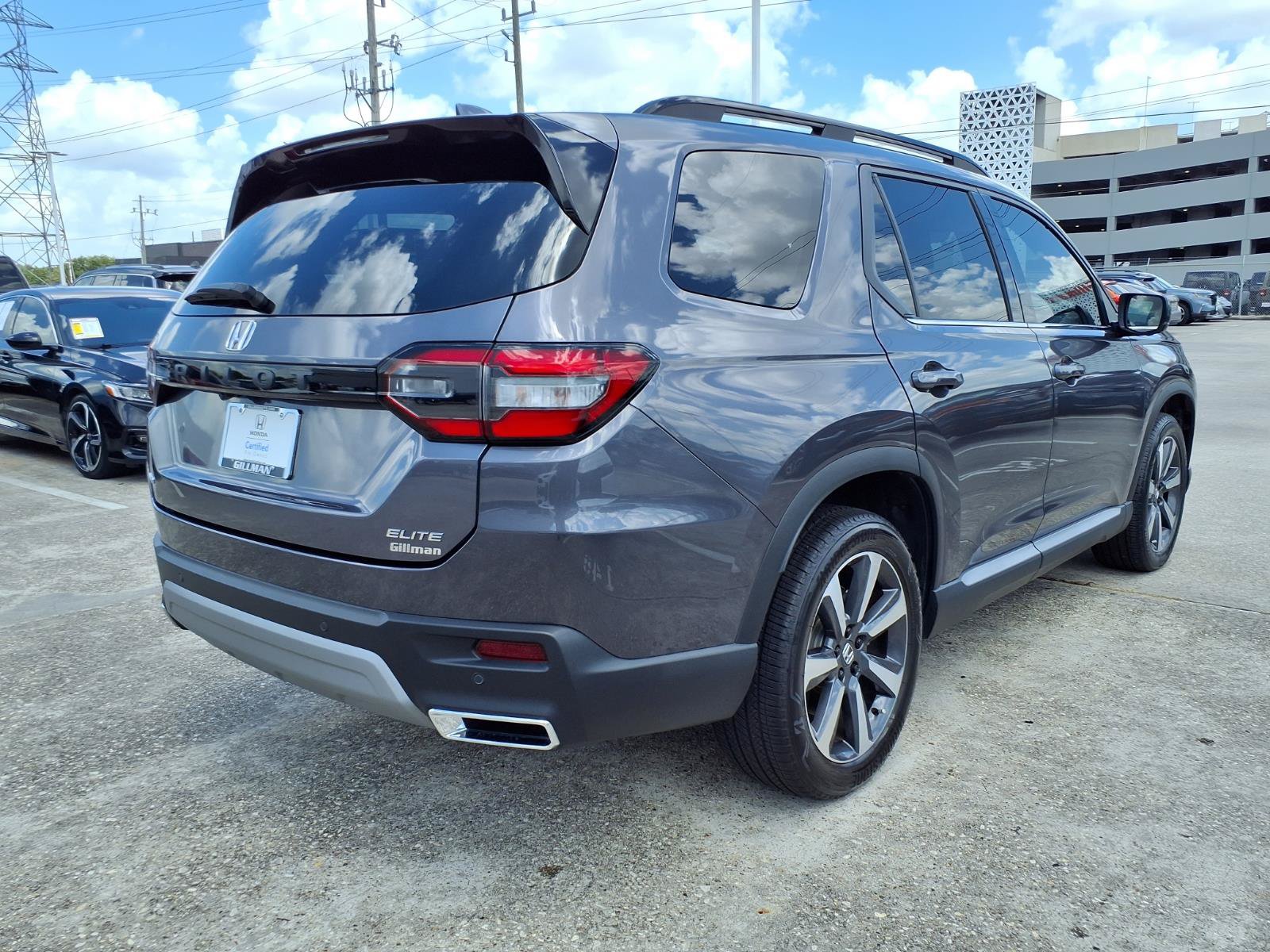 Used 2023 Honda Pilot Elite image 25