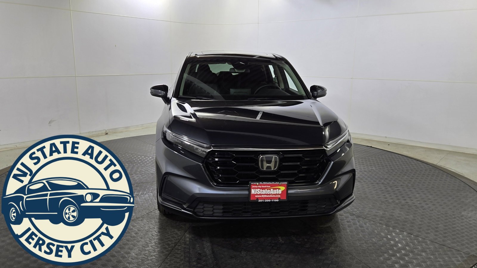 Used 2024 Honda CR-V EX image 2