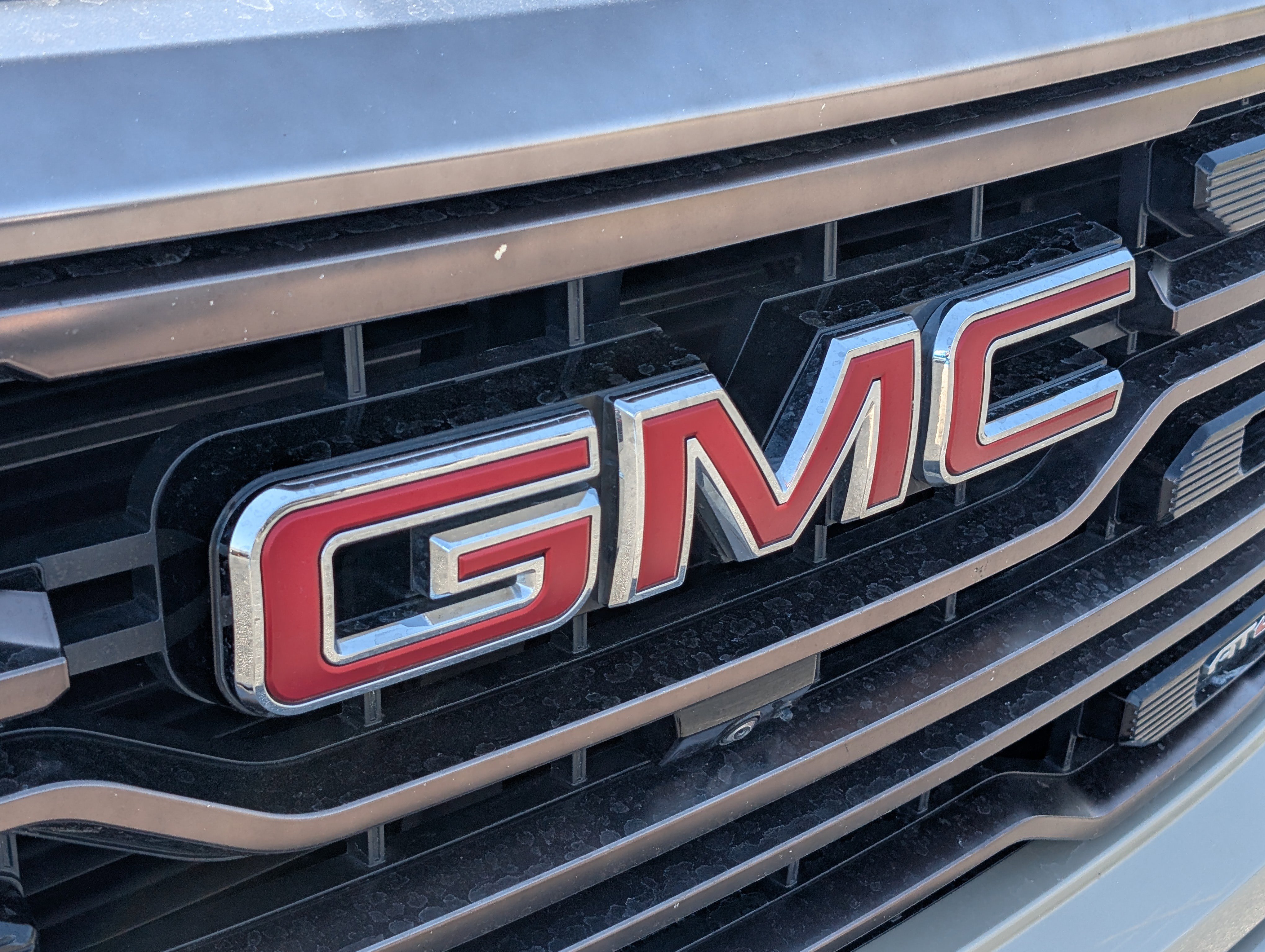 Used 2023 GMC Sierra 1500 AT4X image 5