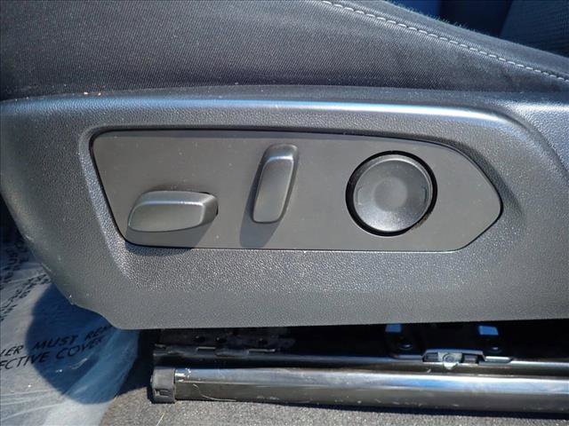 Used 2023 Chevrolet Colorado LT w/ LT Convenience Package II image 11