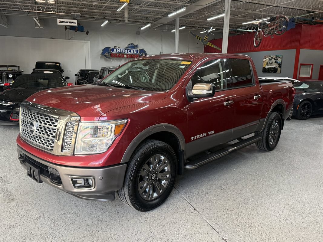 Used 2018 Nissan Titan XD AWD/4WD image 2