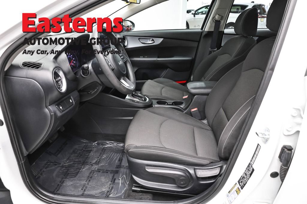 Used 2023 Kia Forte LXS FWD image 13