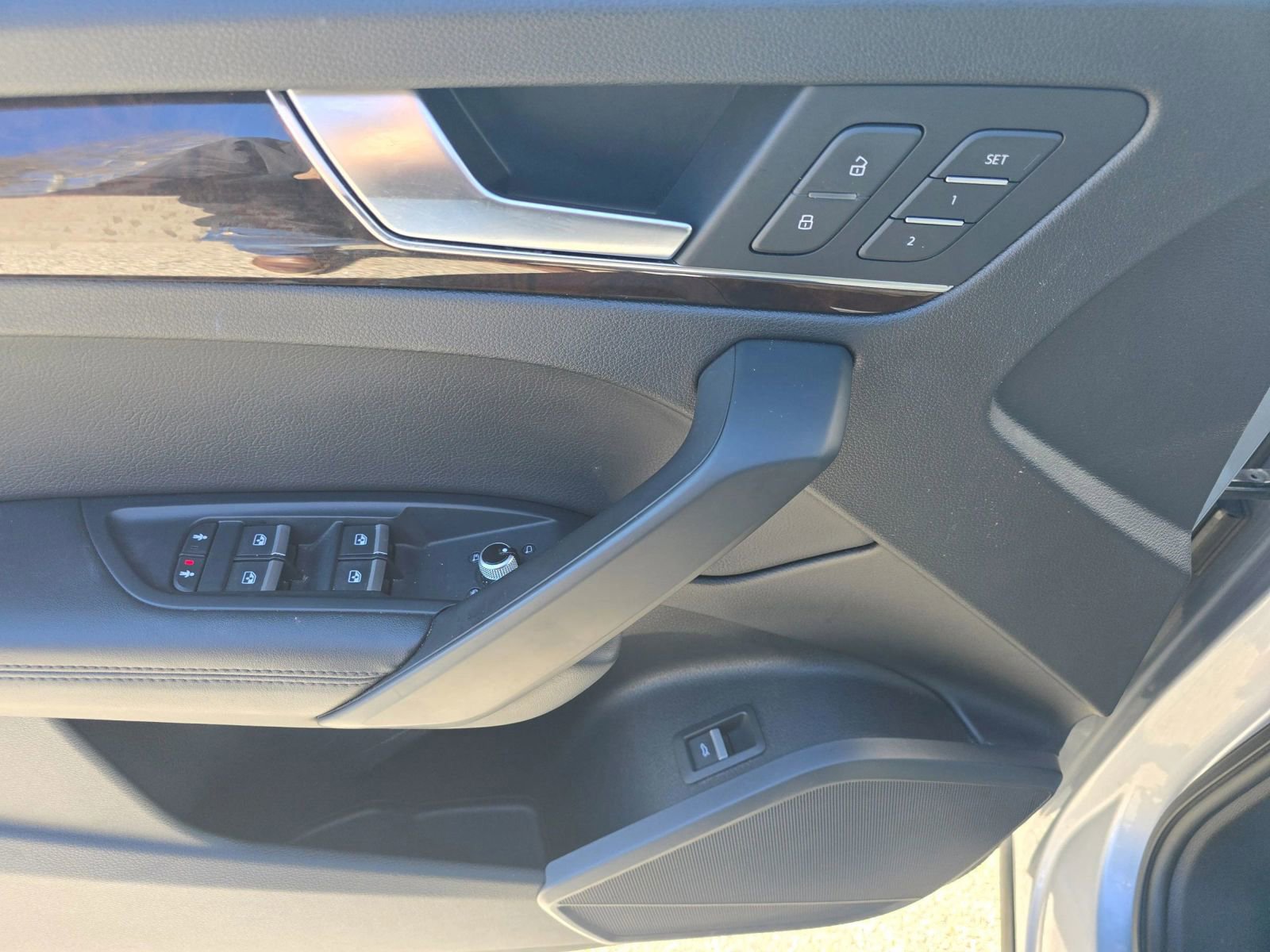 Used 2019 Audi Q5 2.0T Premium Plus image 25