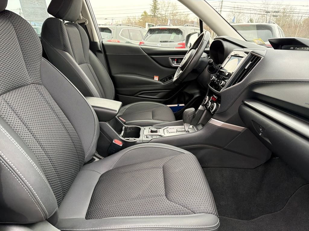 Used 2023 Subaru Forester Premium image 40