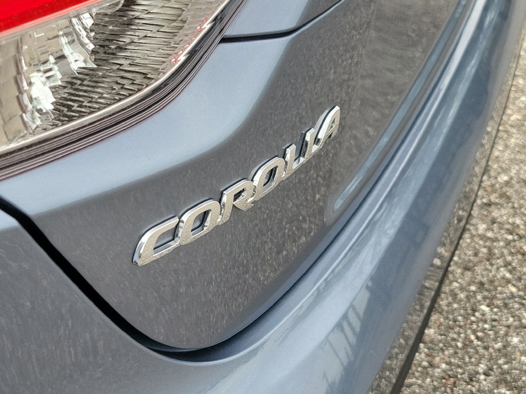 Used 2026 Toyota Corolla LE FWD image 6
