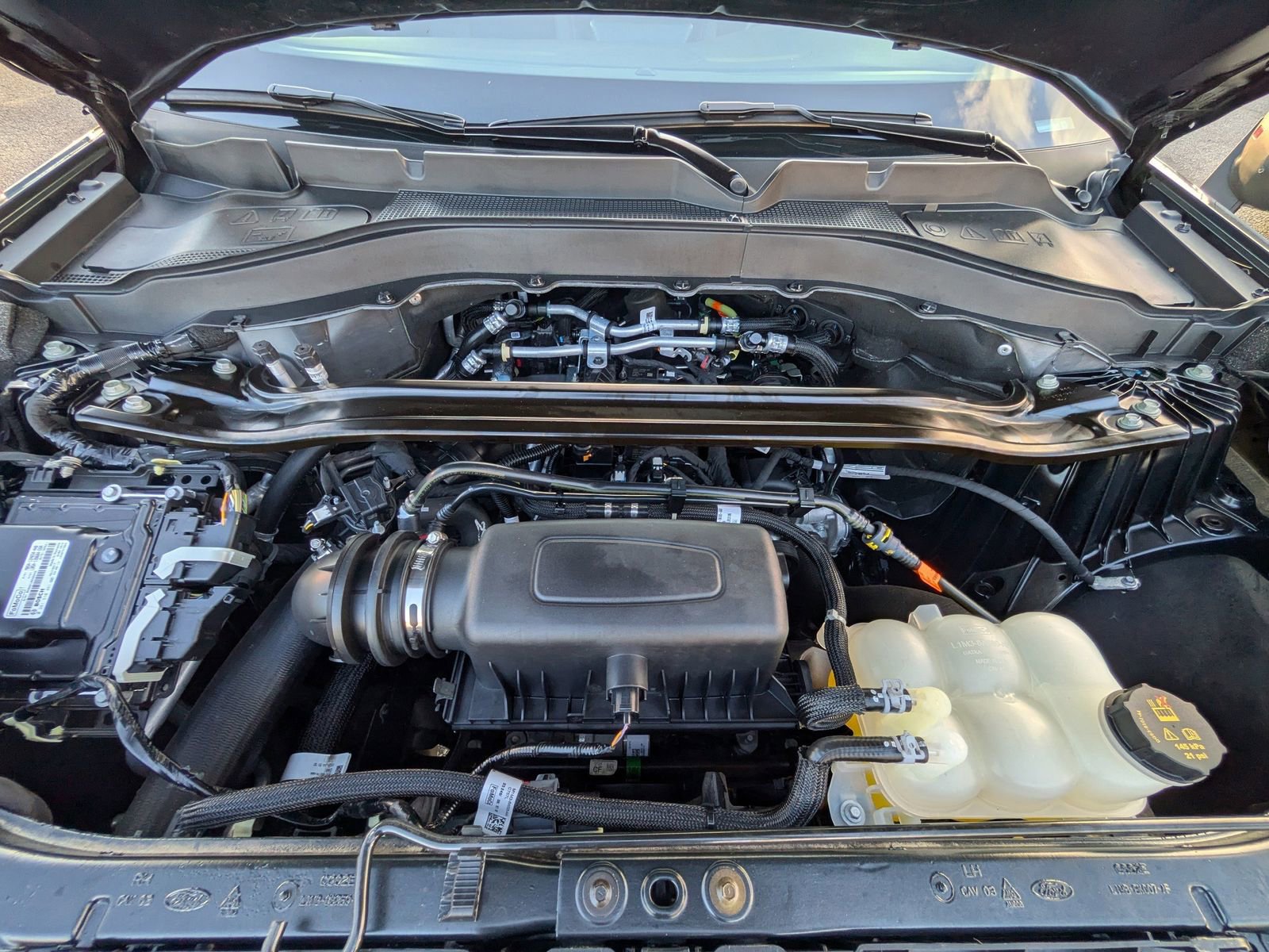 Certified 2023 Ford Explorer ST-Line w/ Class IV Trailer Tow Package AWD/4WD image 10