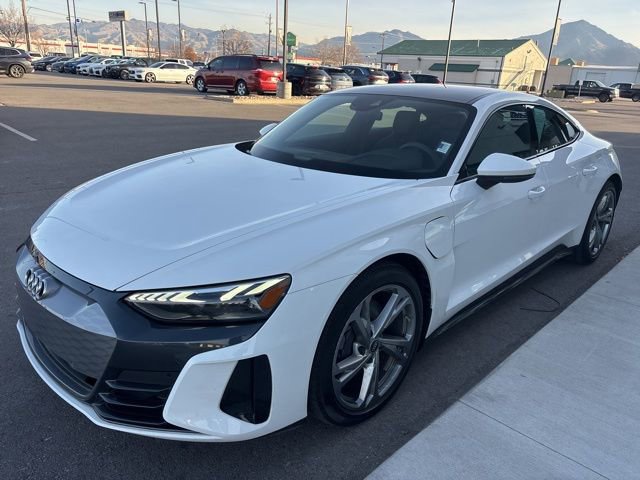 Used 2022 Audi e-tron GT Premium Plus image 3