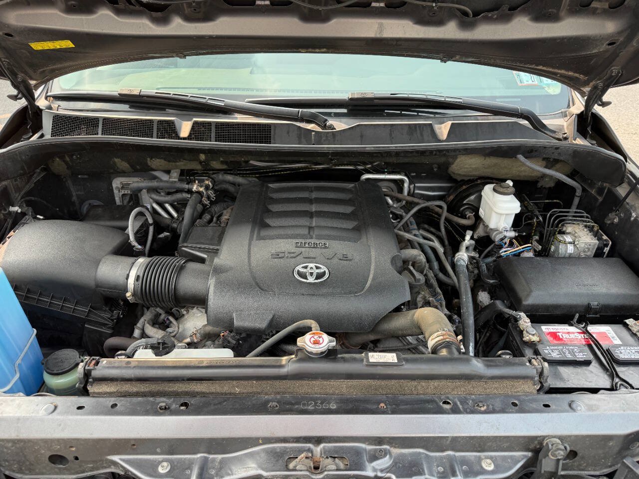 Used 2018 Toyota Sequoia Limited w/ Safety & Convenience Package AWD/4WD image 43
