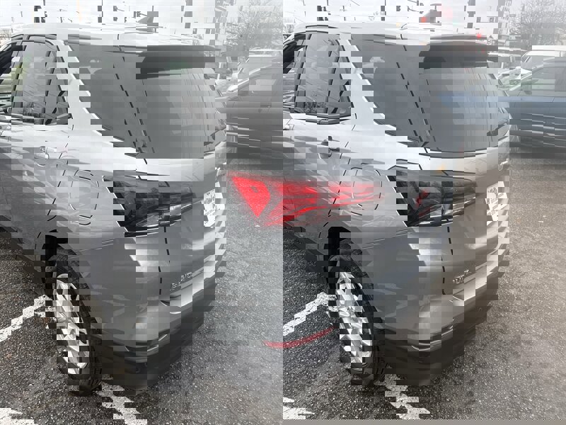 Used 2023 Chevrolet Equinox LS image 7