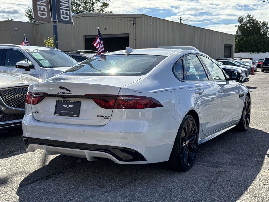 Used 2021 Jaguar XF R-Dynamic SE AWD/4WD image 8
