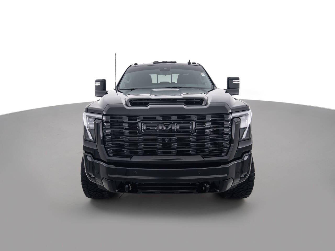 Used 2025 GMC Sierra 2500 Denali w/ Denali Reserve Package AWD/4WD image 2