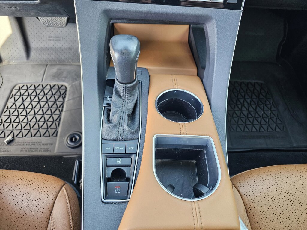 Used 2022 Toyota Avalon Limited w/ Advanced Safety Package image 29