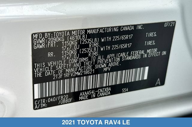Used 2021 Toyota RAV4 LE w/ Carpet Mat Package (TMS) AWD/4WD image 31