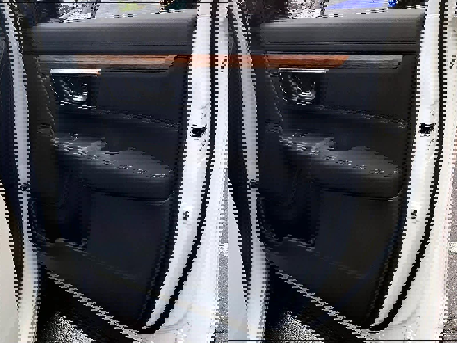 Used 2018 Honda CR-V EX image 24