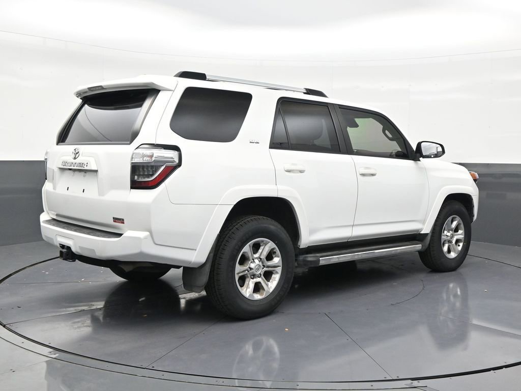 Used 2022 Toyota 4Runner SR5 RWD image 5
