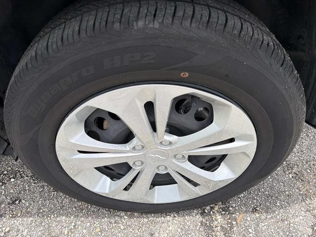 Used 2025 Chevrolet Trax LS FWD image 32