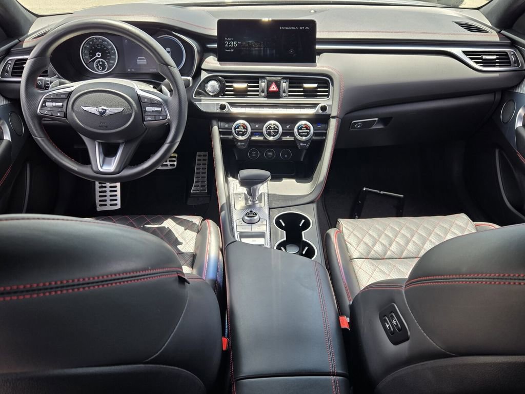 Used 2023 Genesis G70 3.3T w/ Sport Prestige Package RWD image 12