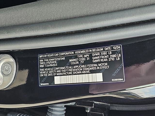 Used 2025 Volvo V60 B5 Cross Country Plus image 46