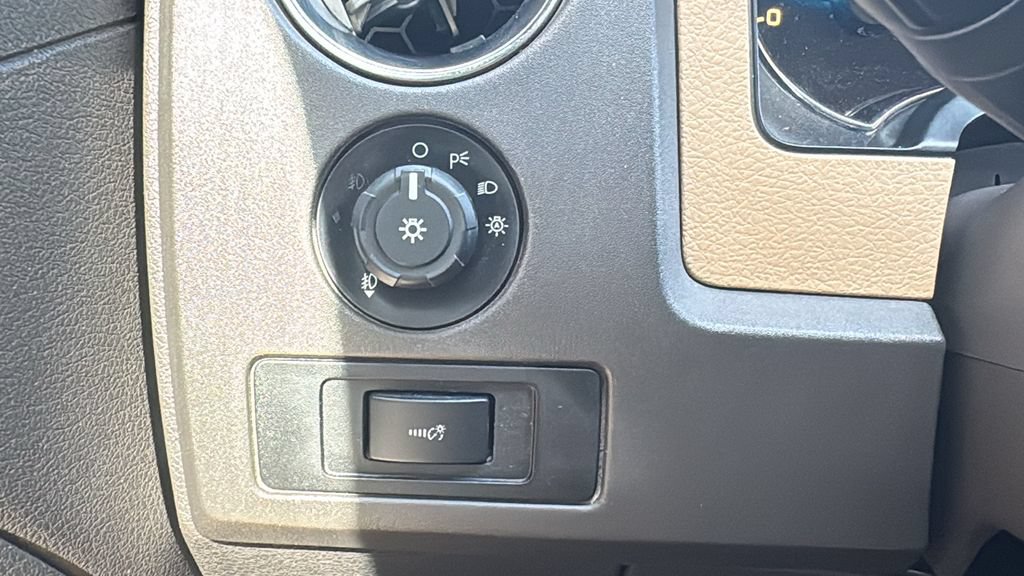 Used 2011 Ford F150 XLT w/ XLT Chrome Pkg RWD image 17