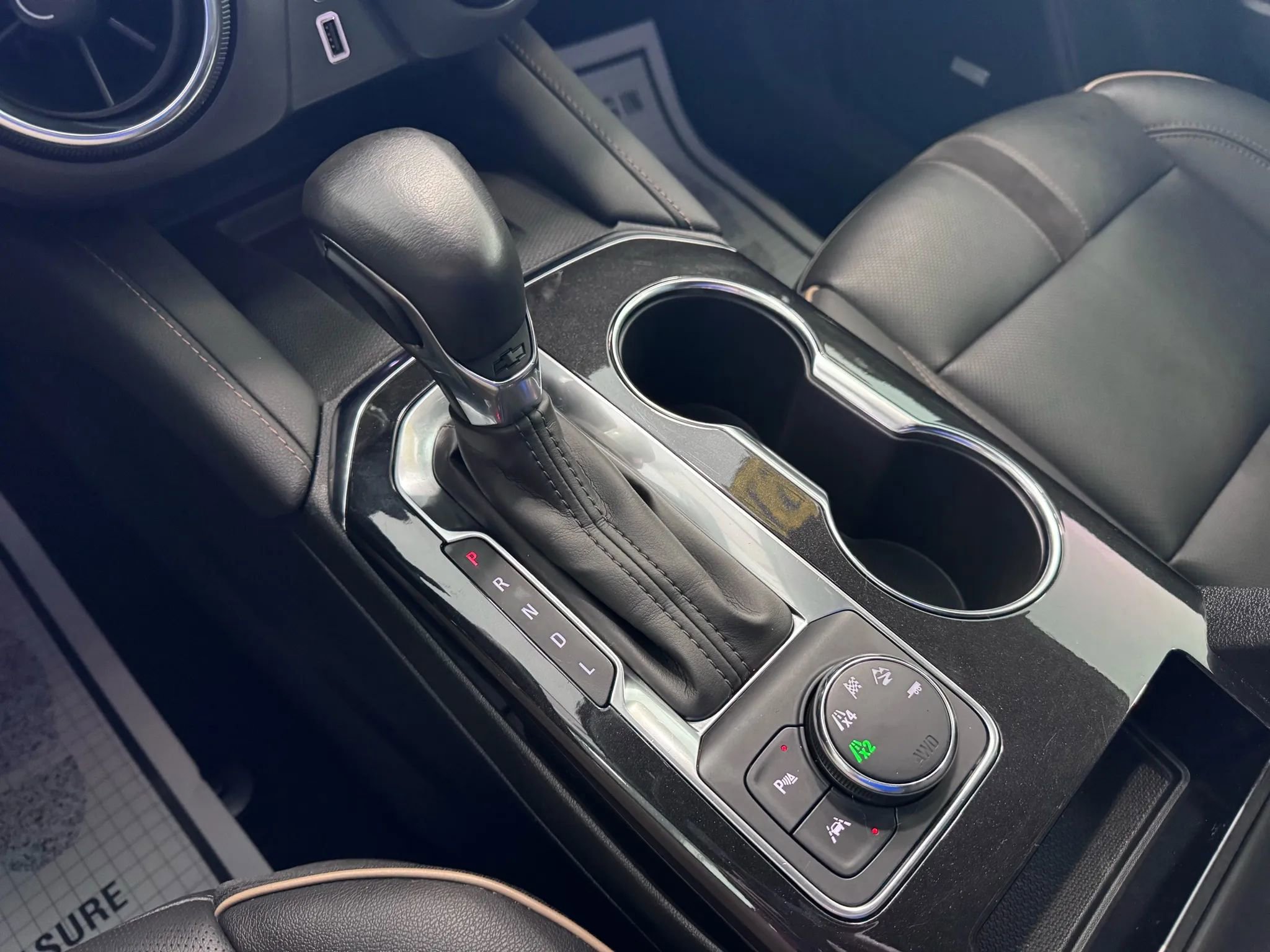 Used 2021 Chevrolet Blazer Premier w/ LPO, Black Accent Package AWD/4WD image 37