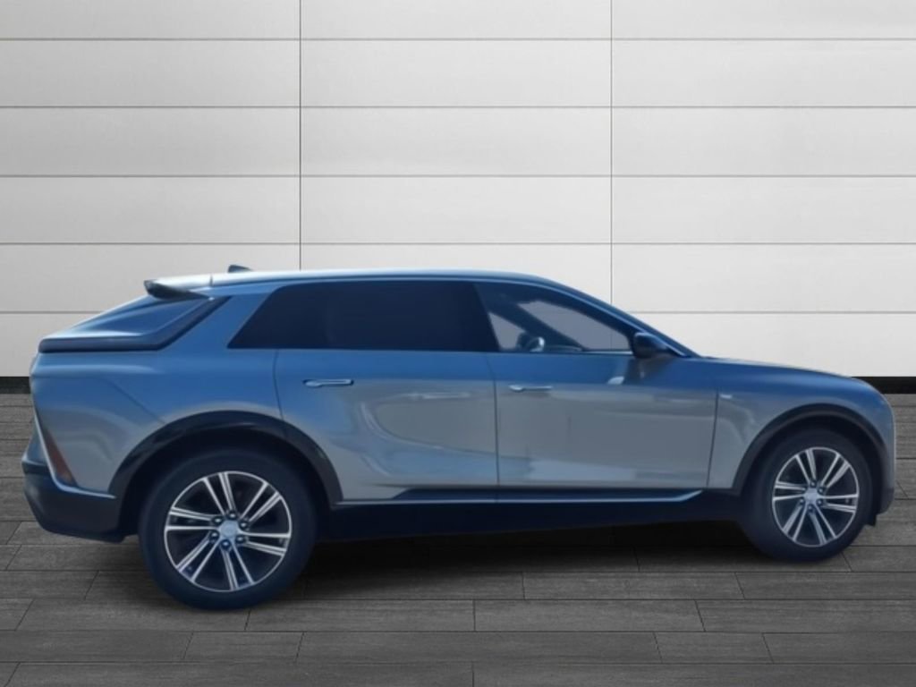 New 2025 Cadillac Lyriq Luxury image 6