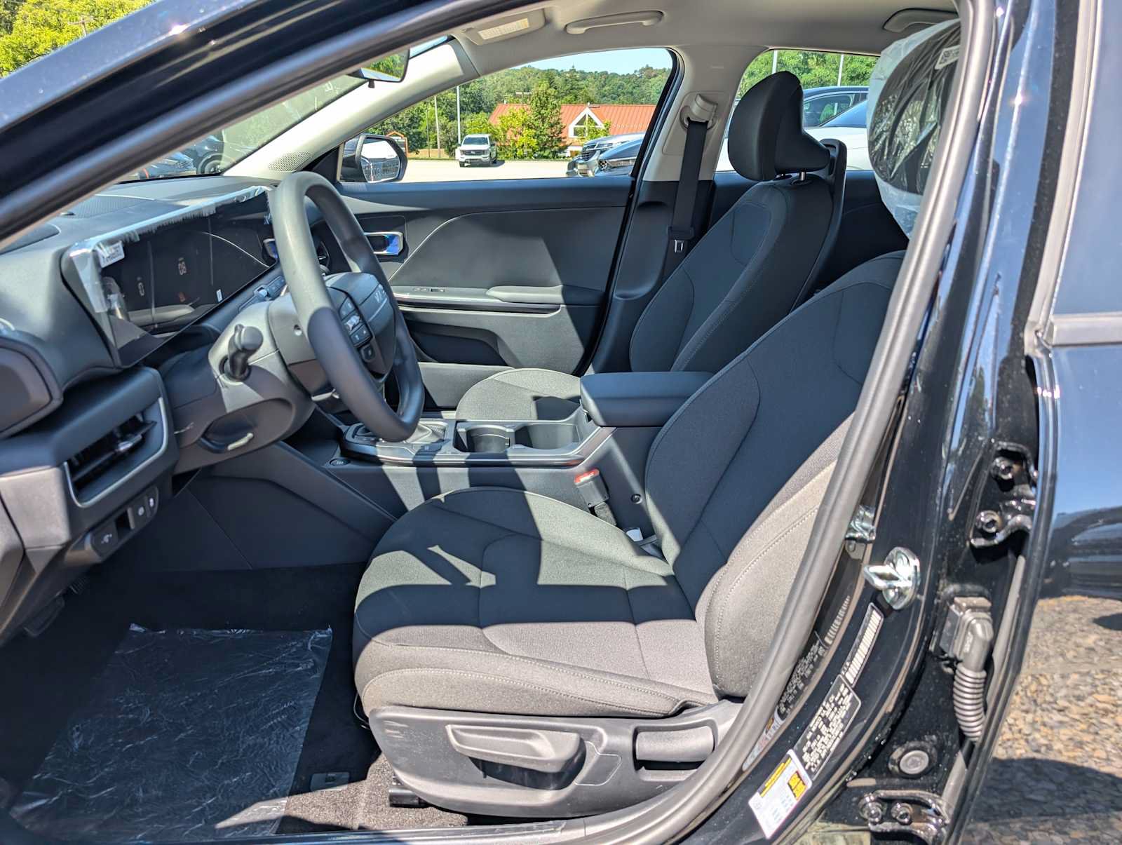 New 2026 Kia K4 FWD image 4