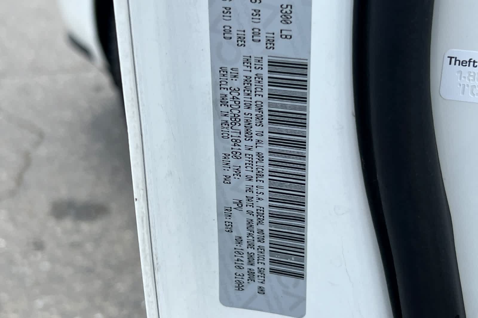 Used 2018 Dodge Journey SE w/ Connectivity Group FWD image 33