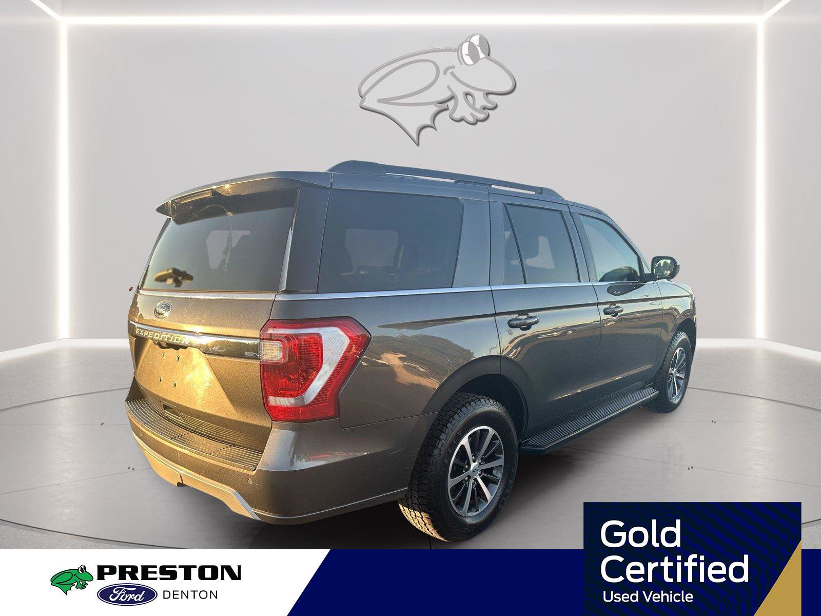 Used 2021 Ford Expedition XLT AWD/4WD image 5