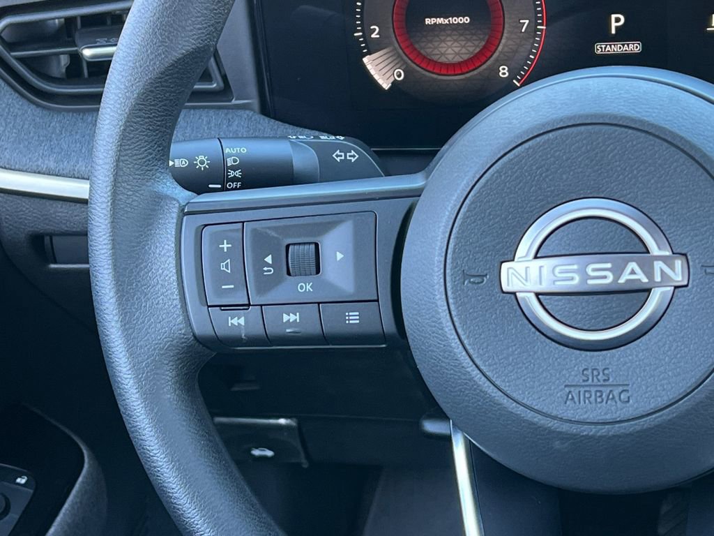 Used 2026 Nissan Kicks SV w/ SV Premium Package image 18
