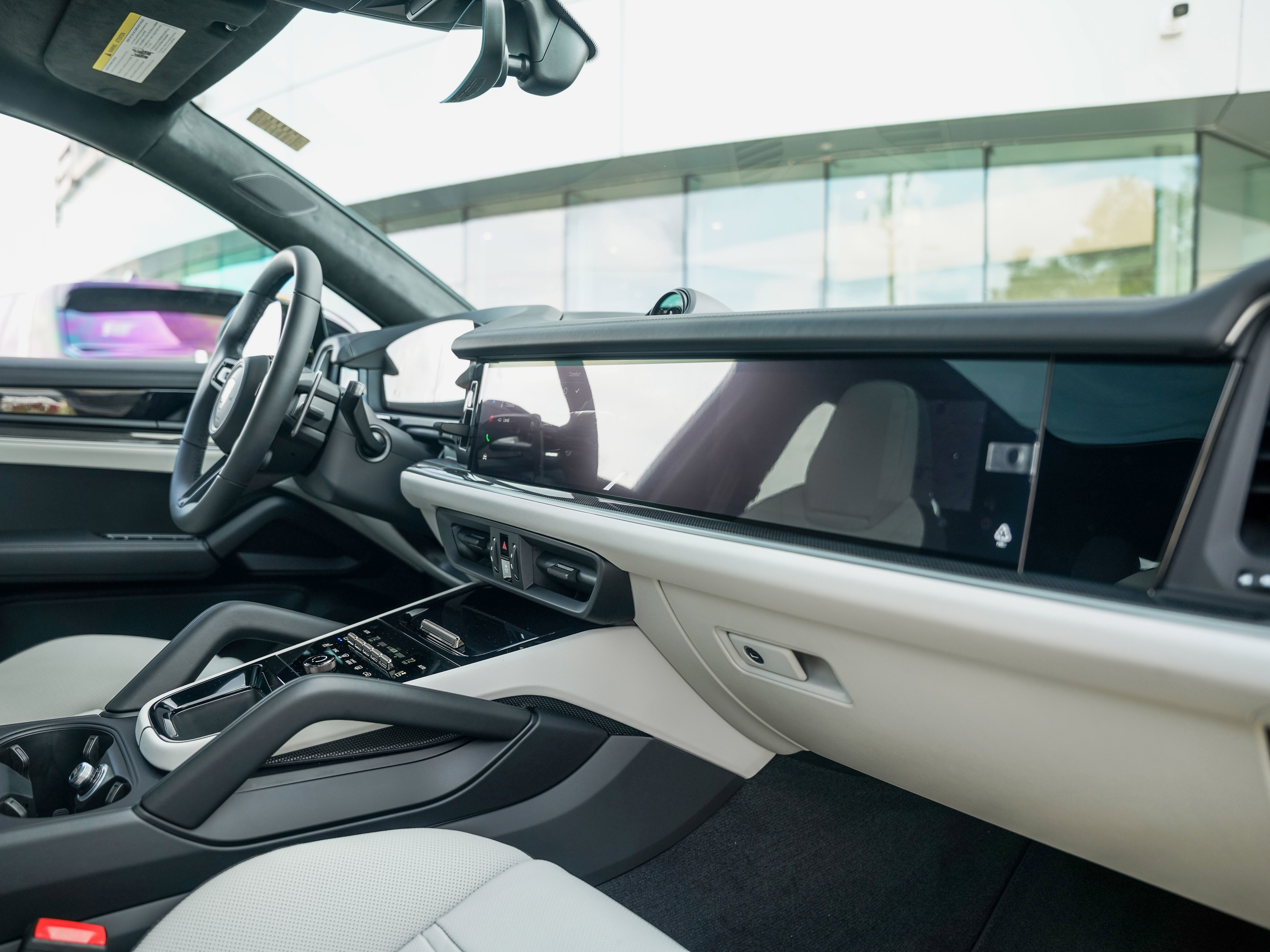 New 2026 Porsche Cayenne Turbo image 33