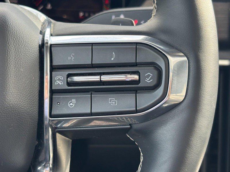 Used 2024 GMC Acadia Denali w/ Super Cruise Package image 19